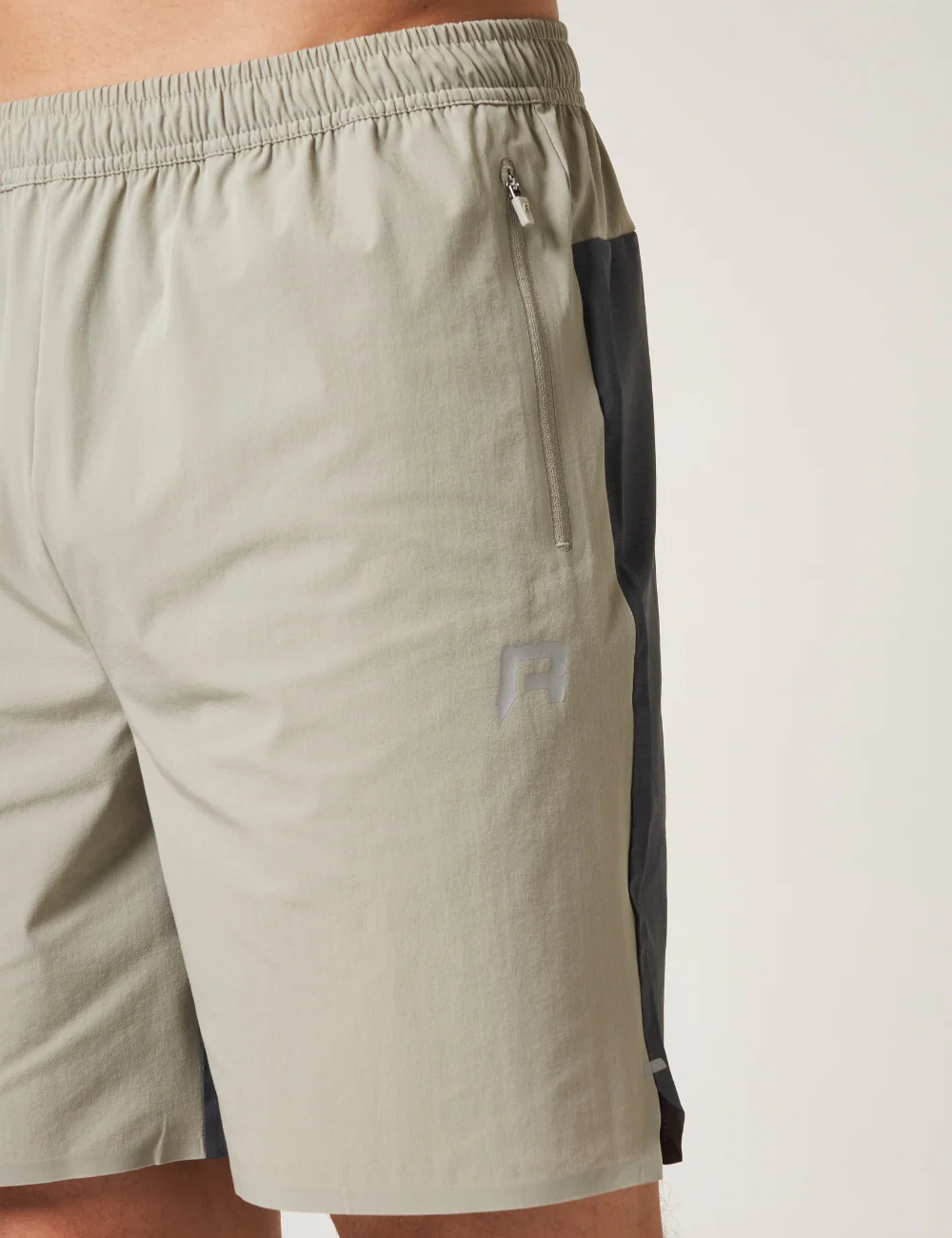 CLIMA SHORTS - SAND / GRAPHITE - Image 2