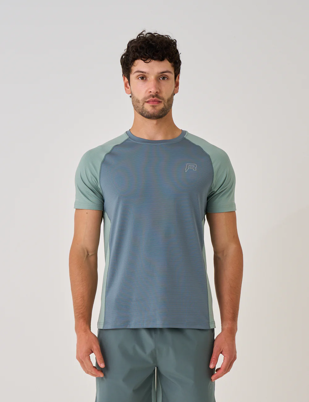 CURVE T-SHIRT - URBAN FERN / BOTTLE GREEN