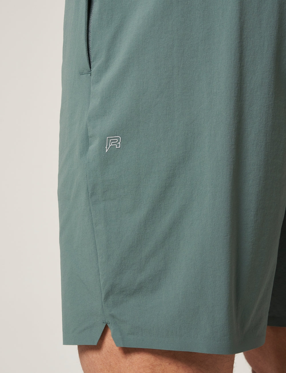 HORIZON SHORTS - URBAN FERN - Image 4