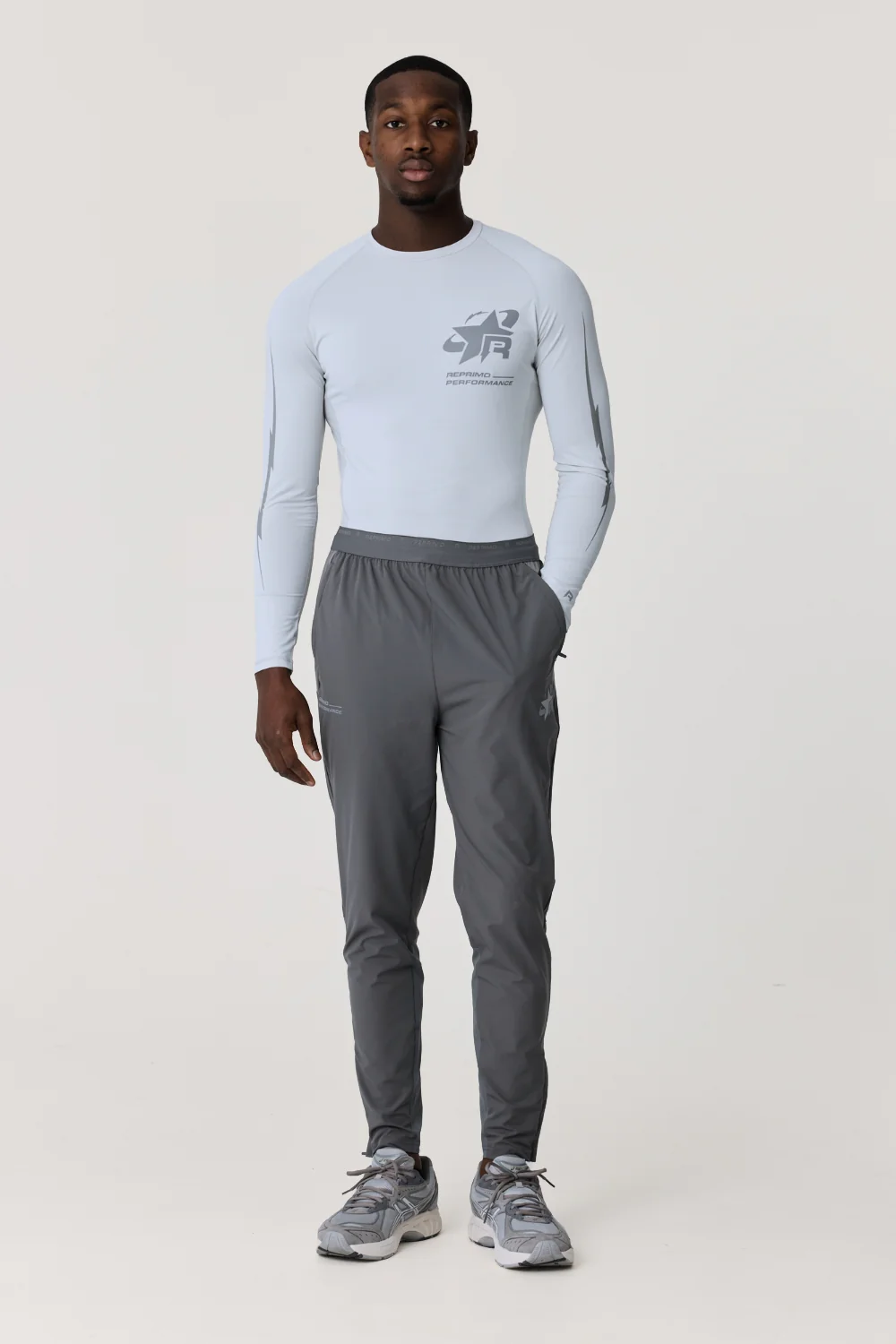 LONG SLEEVE BASE-LAYER - LIGHT GREY - Image 4