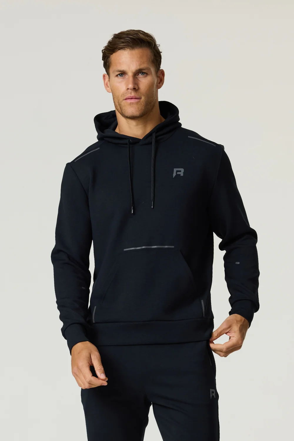 MOTION HOODIE - BLACK